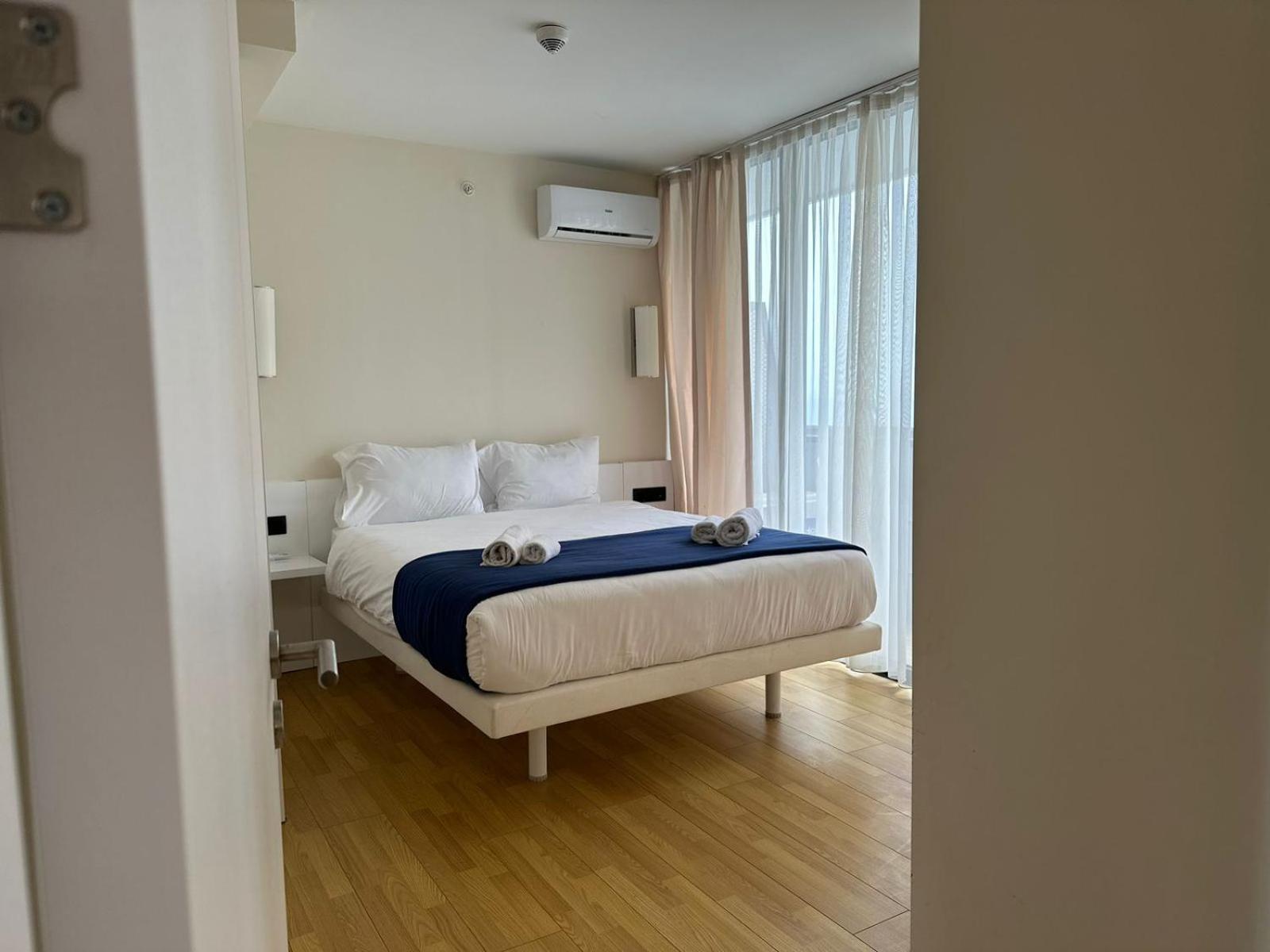 Orbi City Amazing Apartments Batumi Esterno foto