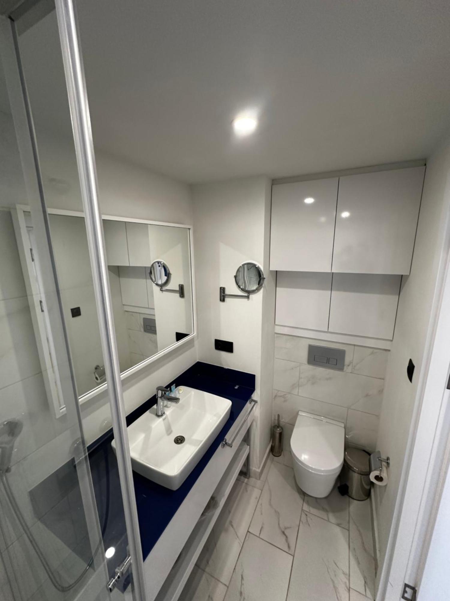 Orbi City Amazing Apartments Batumi Esterno foto