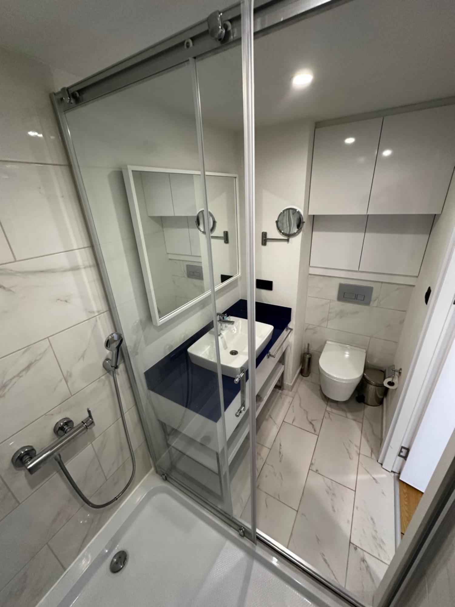 Orbi City Amazing Apartments Batumi Esterno foto